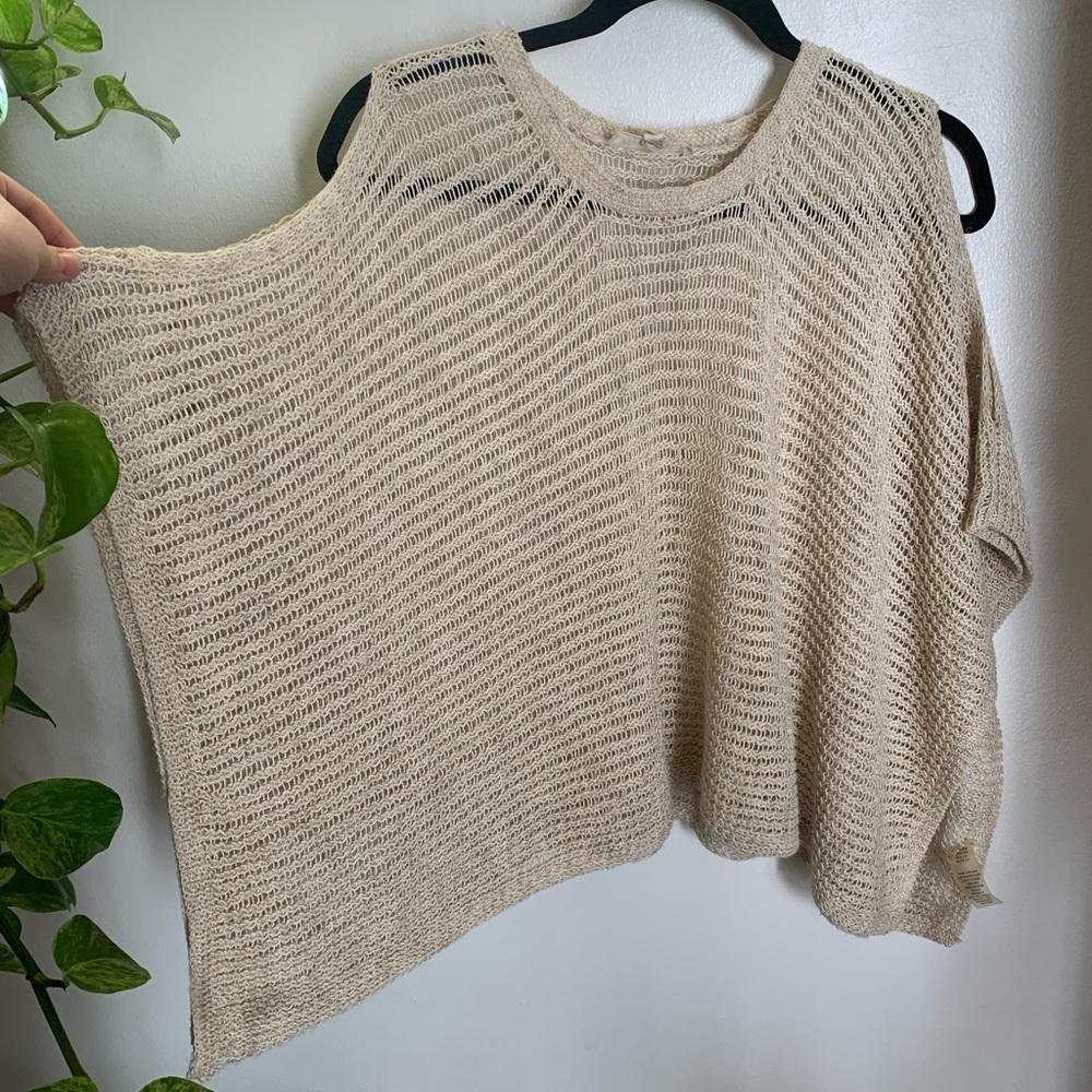 Two by Vince Camuto top